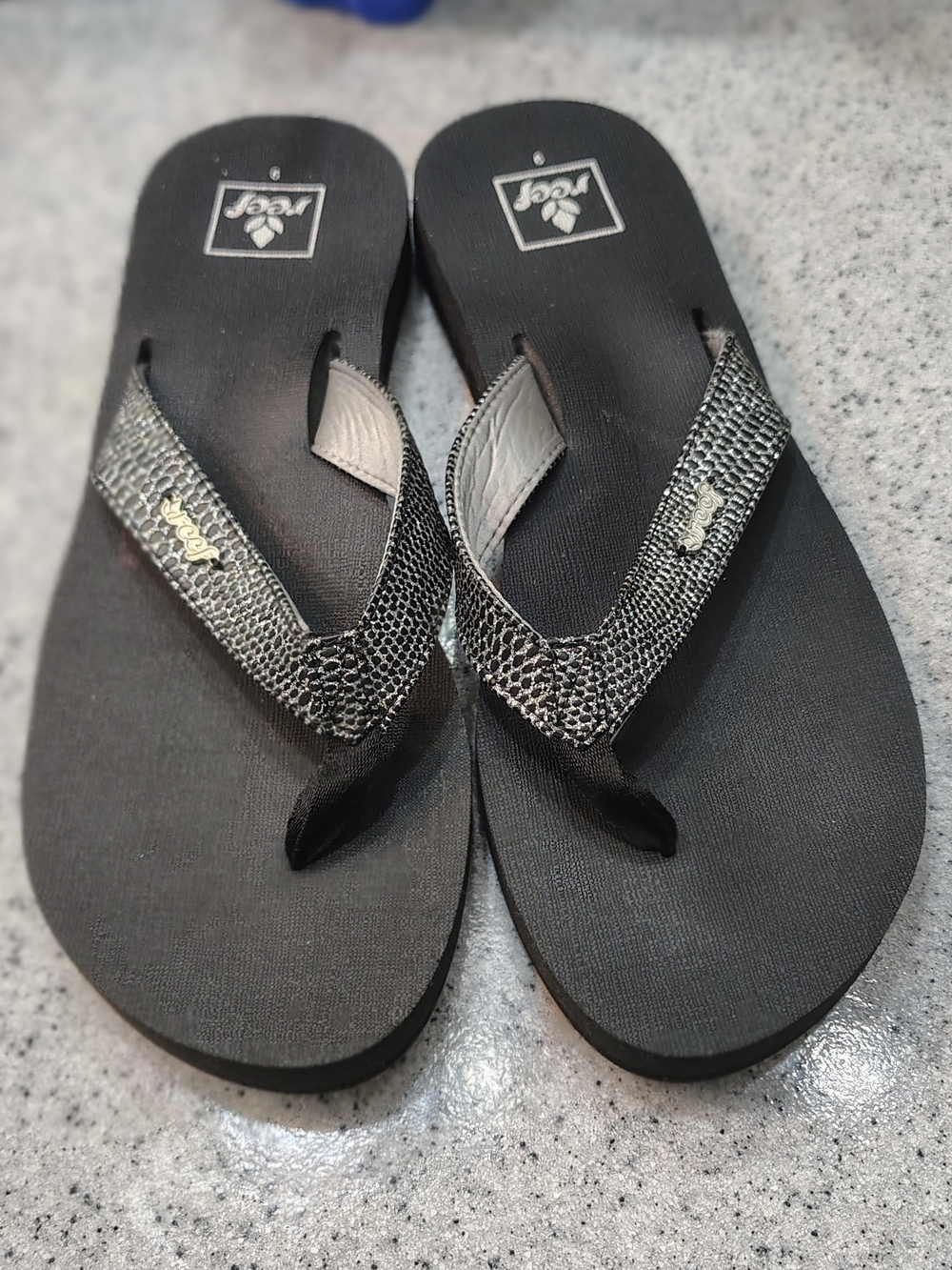 Reef Women's Black Silver Textured Flip Flops